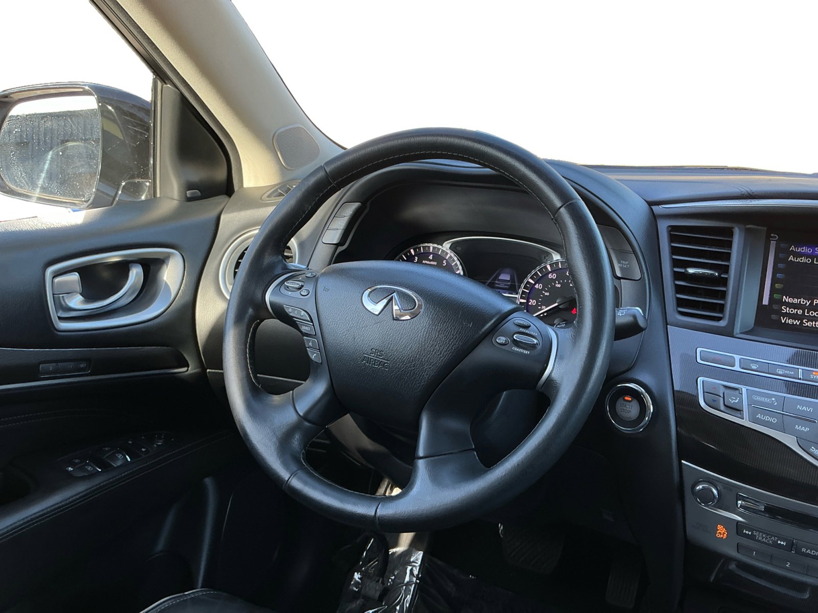 Used 2019 INFINITI QX60 Luxe w/ Essential Package image 12