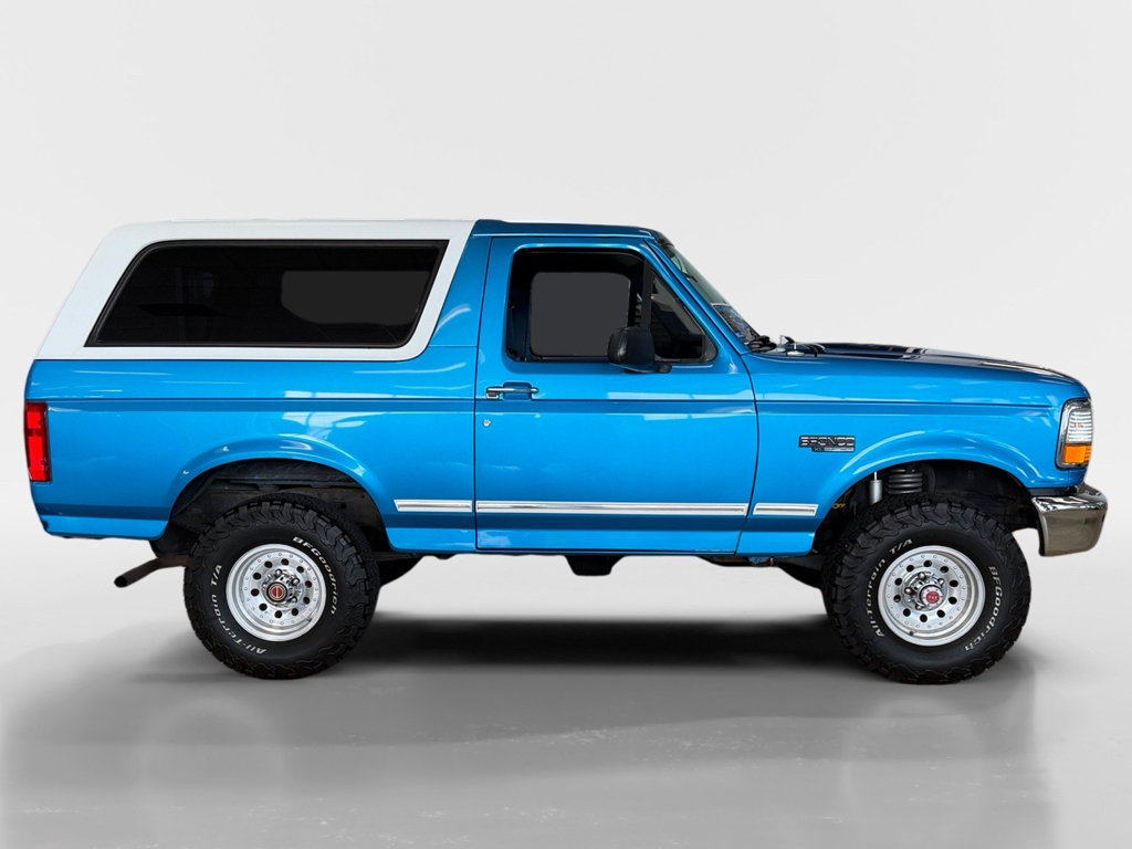 Used 1994 Ford Bronco XL AWD/4WD image 6
