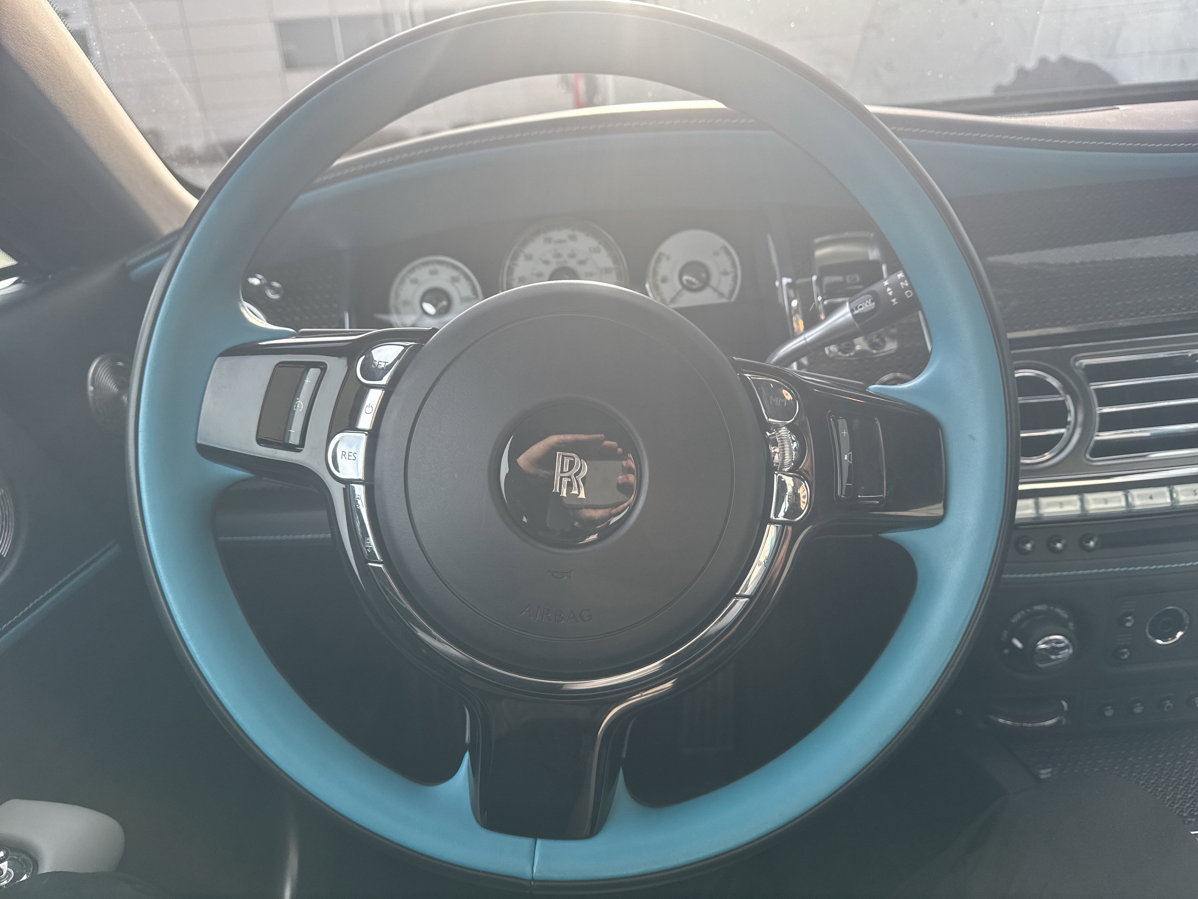 Used 2020 Rolls-Royce Wraith image 19