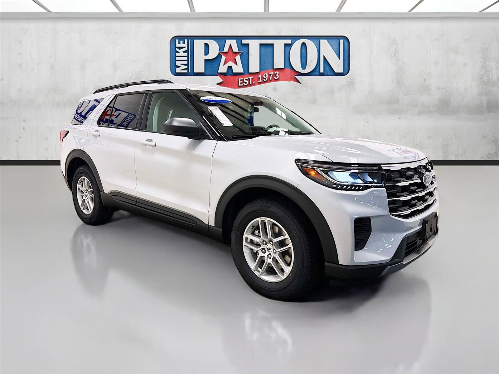 New 2026 Ford Explorer Active AWD/4WD image 1