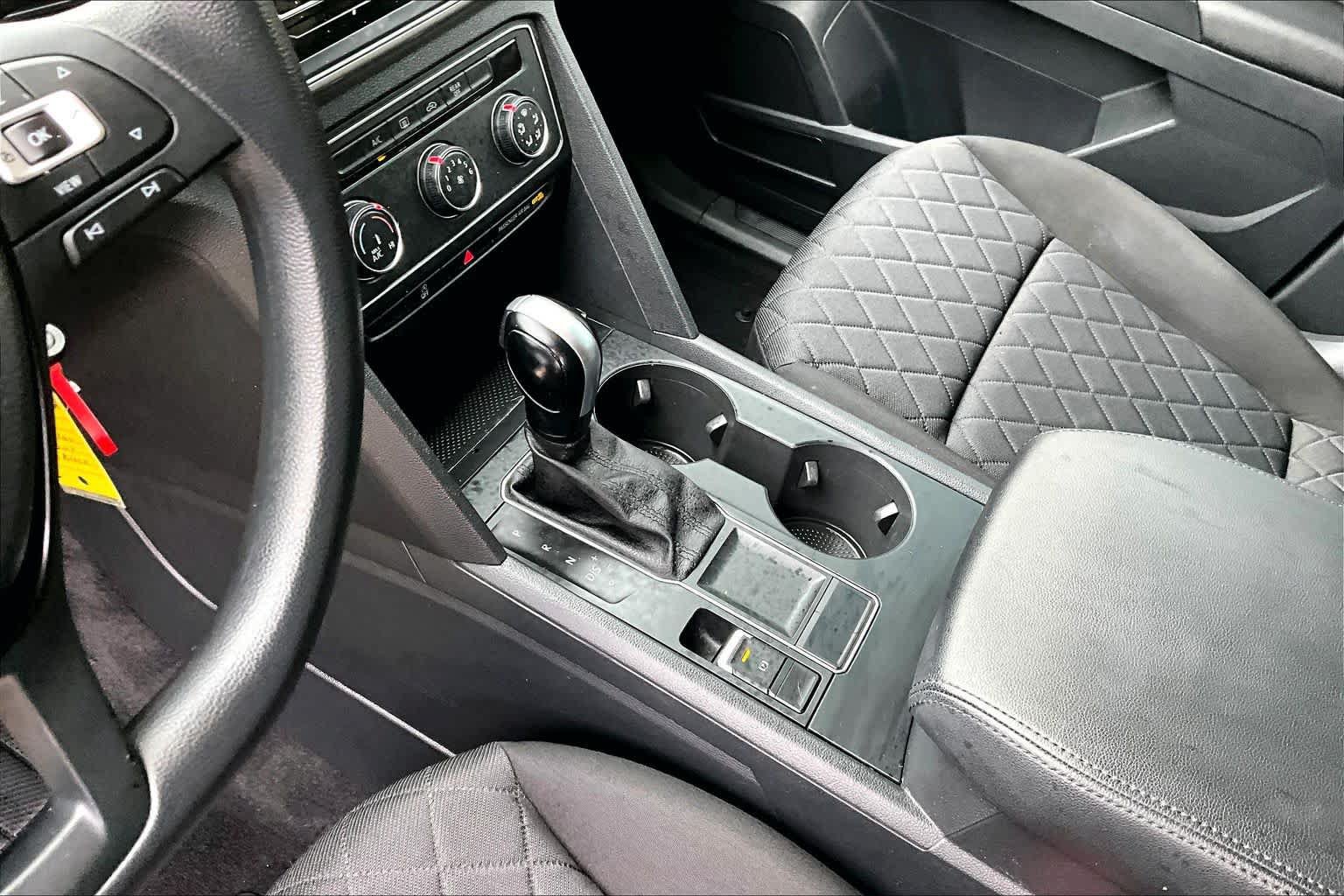 Used 2019 Volkswagen Atlas S FWD image 16