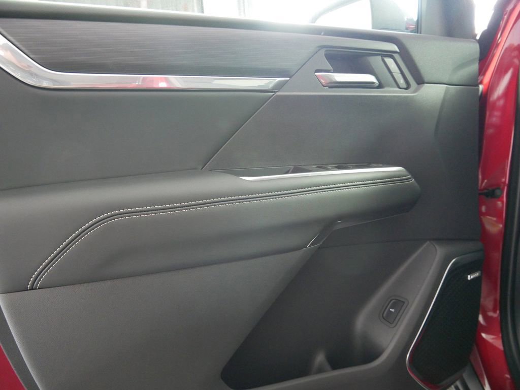 New 2025 GMC Acadia Elevation image 10