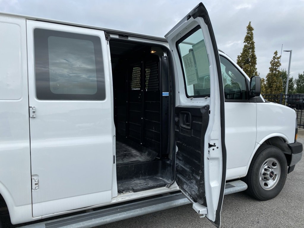 Used 2020 GMC Savana 2500 w/ Driver Convenience Package image 26