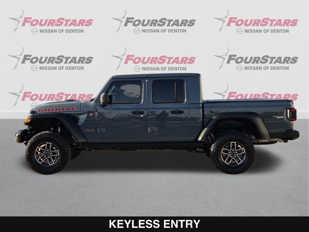 Used 2025 Jeep Gladiator Mojave w/ Convenience Group image 8