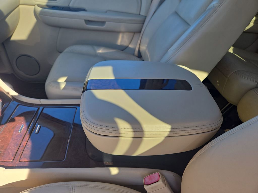 Used 2008 Cadillac Escalade EXT image 48