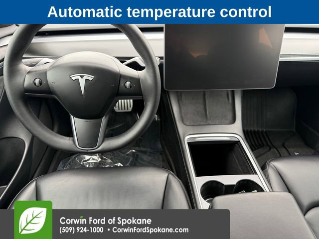 Used 2023 Tesla Model 3 Performance image 3