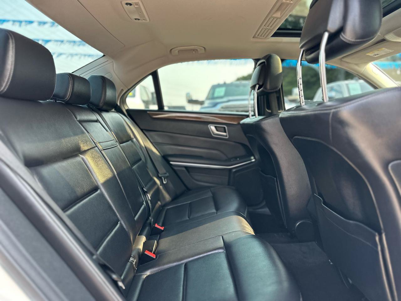 Used 2014 Mercedes-Benz E 350 4MATIC Sedan w/ Premium 1 Package image 16