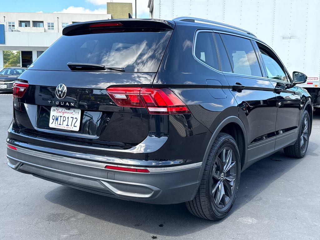 Used 2024 Volkswagen Tiguan SE FWD image 12