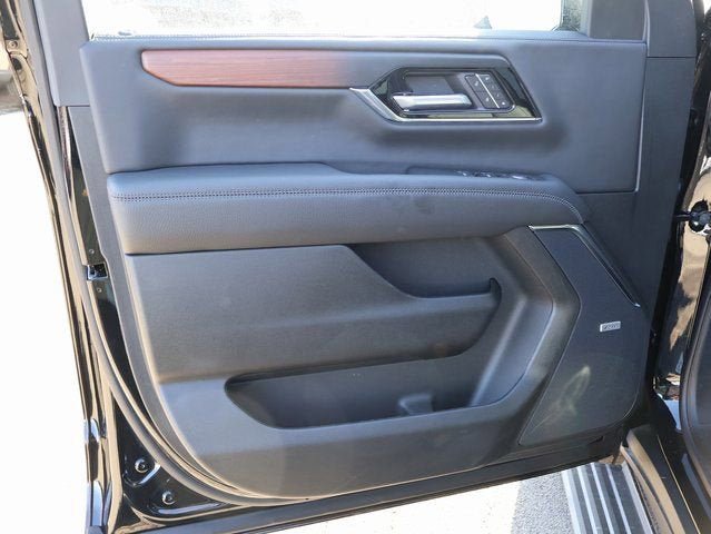 New 2026 GMC Yukon XL Denali w/ Sun & Power Step Package AWD/4WD image 23