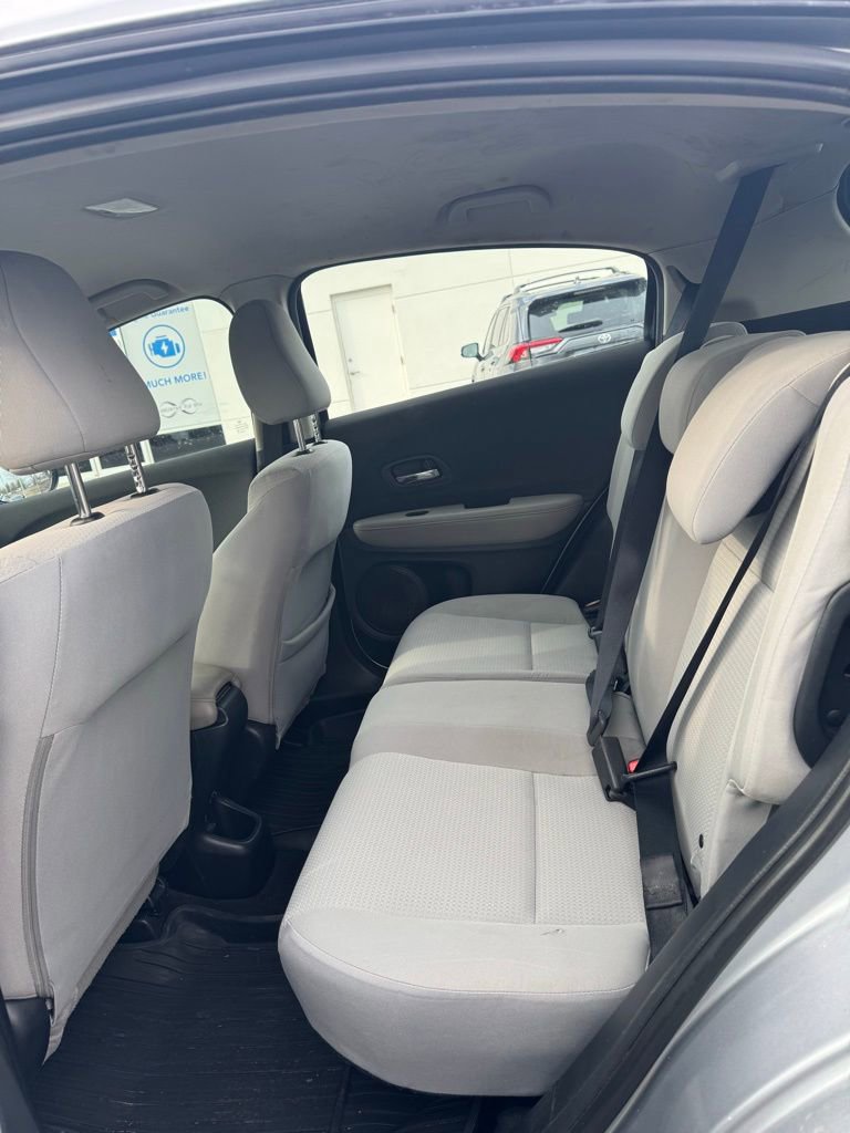 Used 2020 Honda HR-V LX image 9