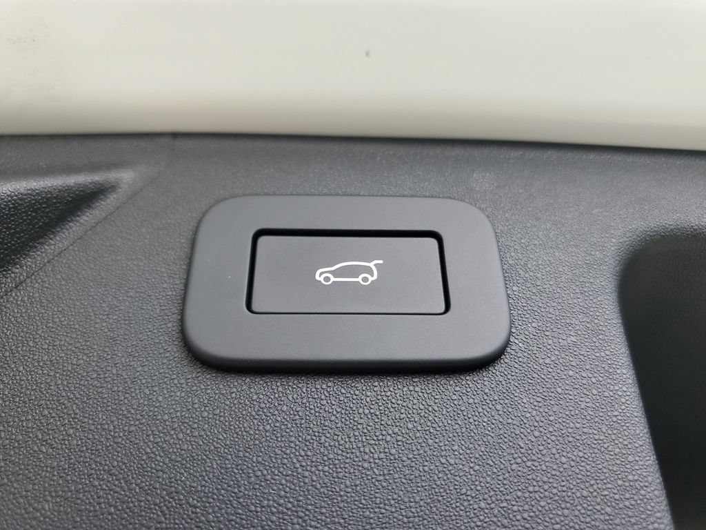 New 2026 Land Rover Discovery Sport Landmark AWD/4WD image 36