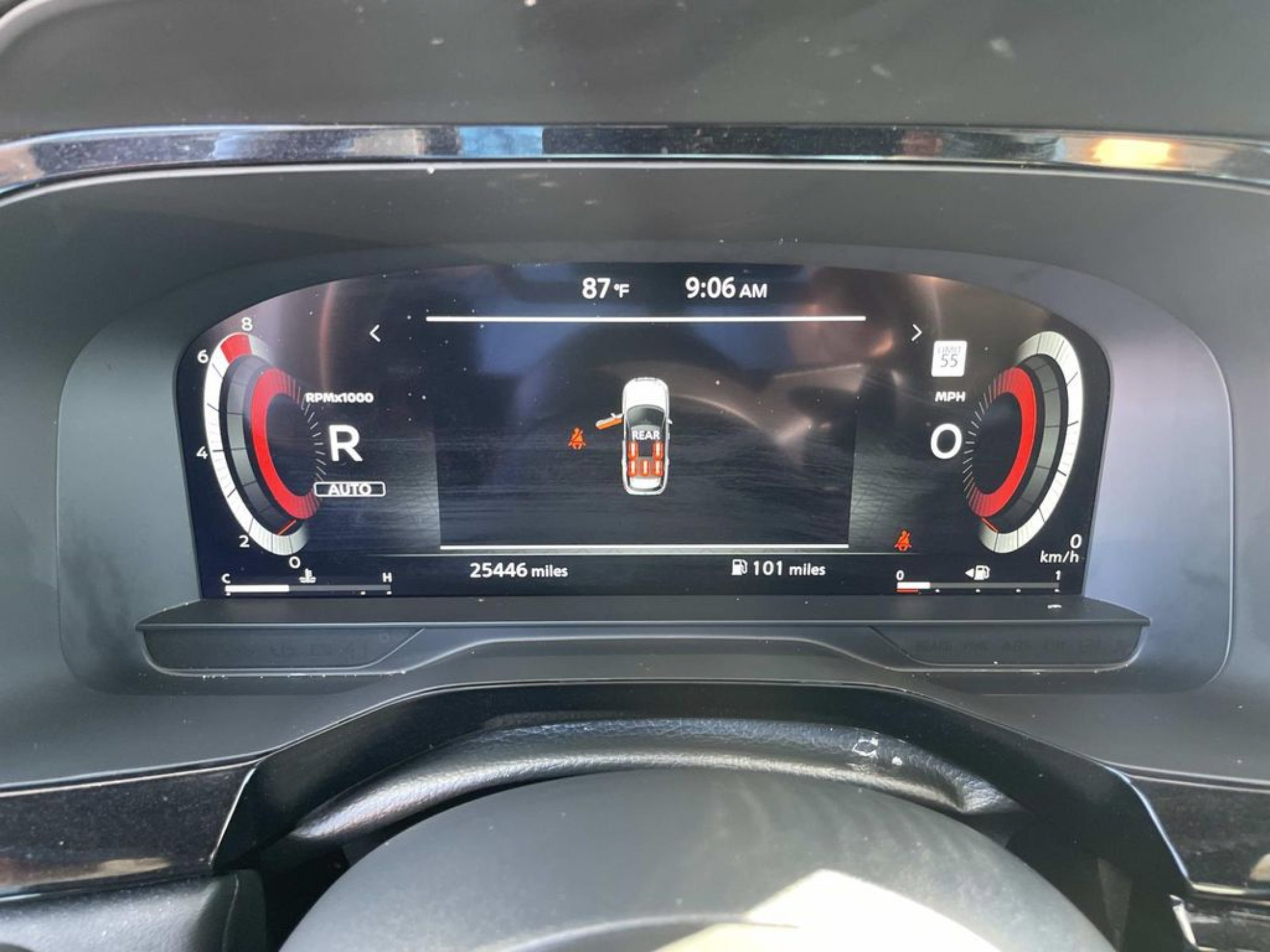 Used 2025 Nissan Pathfinder Platinum AWD/4WD image 32