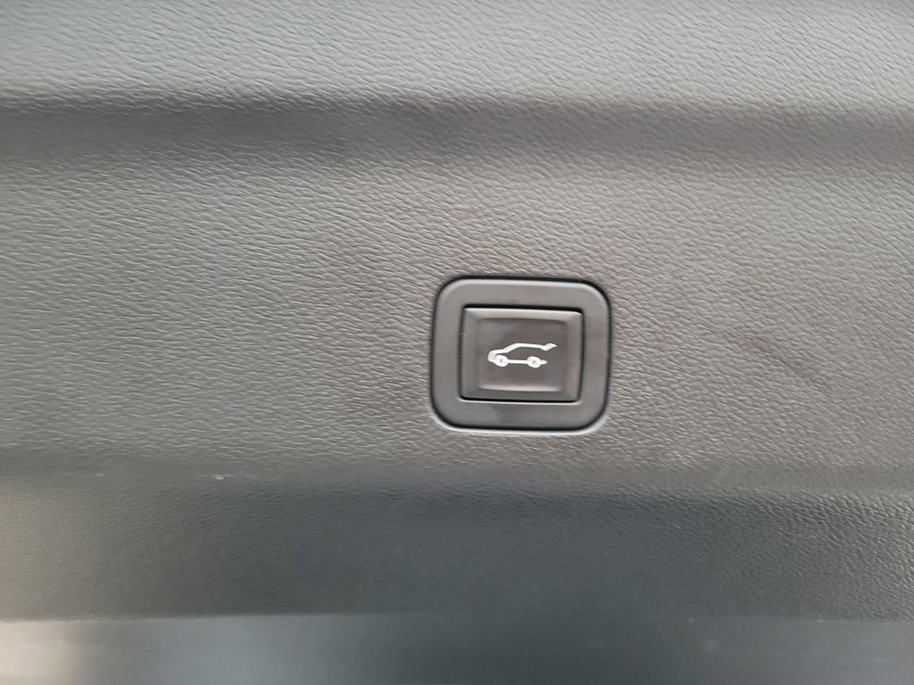 Used 2024 Chevrolet Tahoe LT AWD/4WD image 51