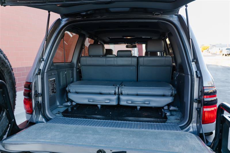 Used 2001 Toyota Land Cruiser AWD/4WD image 13