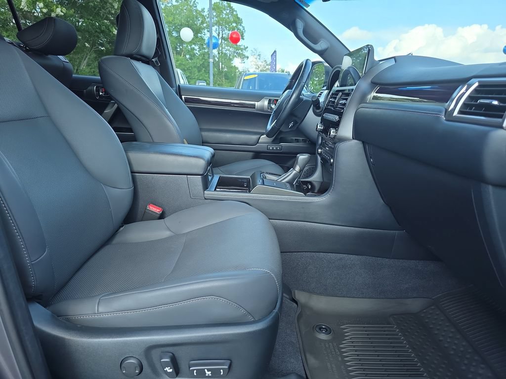 Used 2022 Lexus GX 460 w/ Accessory Package AWD/4WD image 35