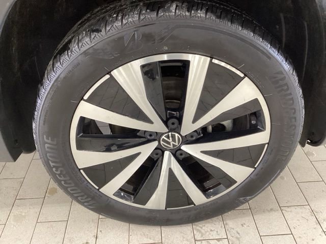 Certified 2023 Volkswagen Taos SE image 20