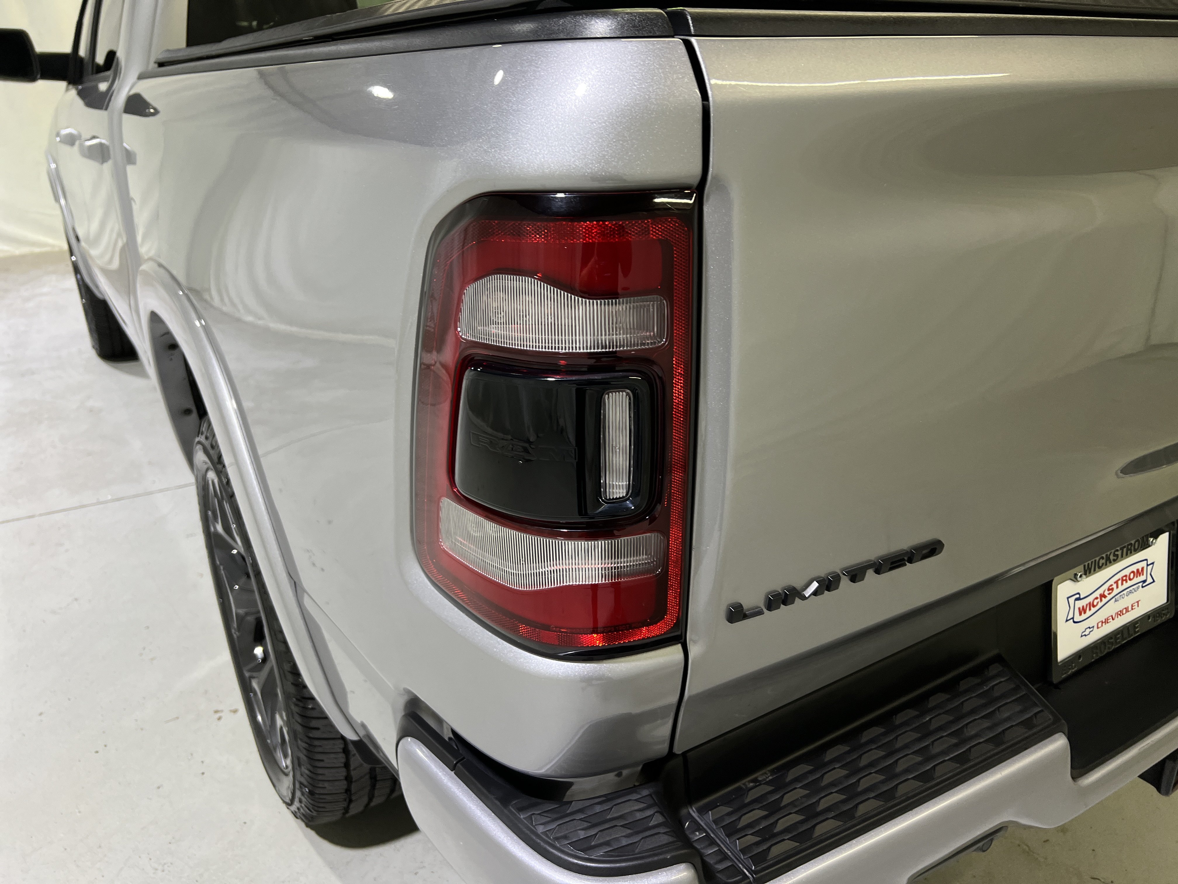 Used 2022 RAM 1500 Limited w/ Night Edition AWD/4WD image 15
