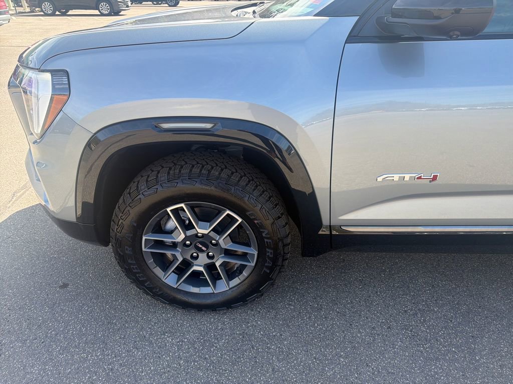 New 2026 GMC Terrain AT4 AWD/4WD image 24