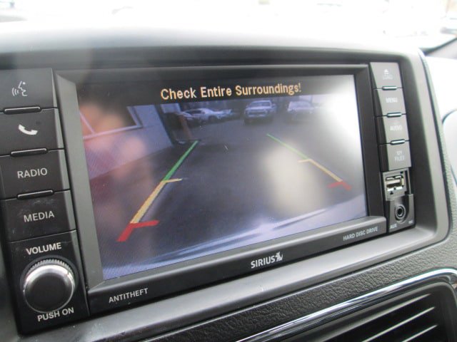 Used 2020 Dodge Grand Caravan SXT FWD image 18