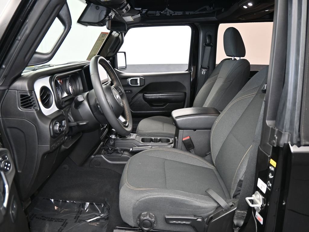 Used 2024 Jeep Wrangler Sport S image 11