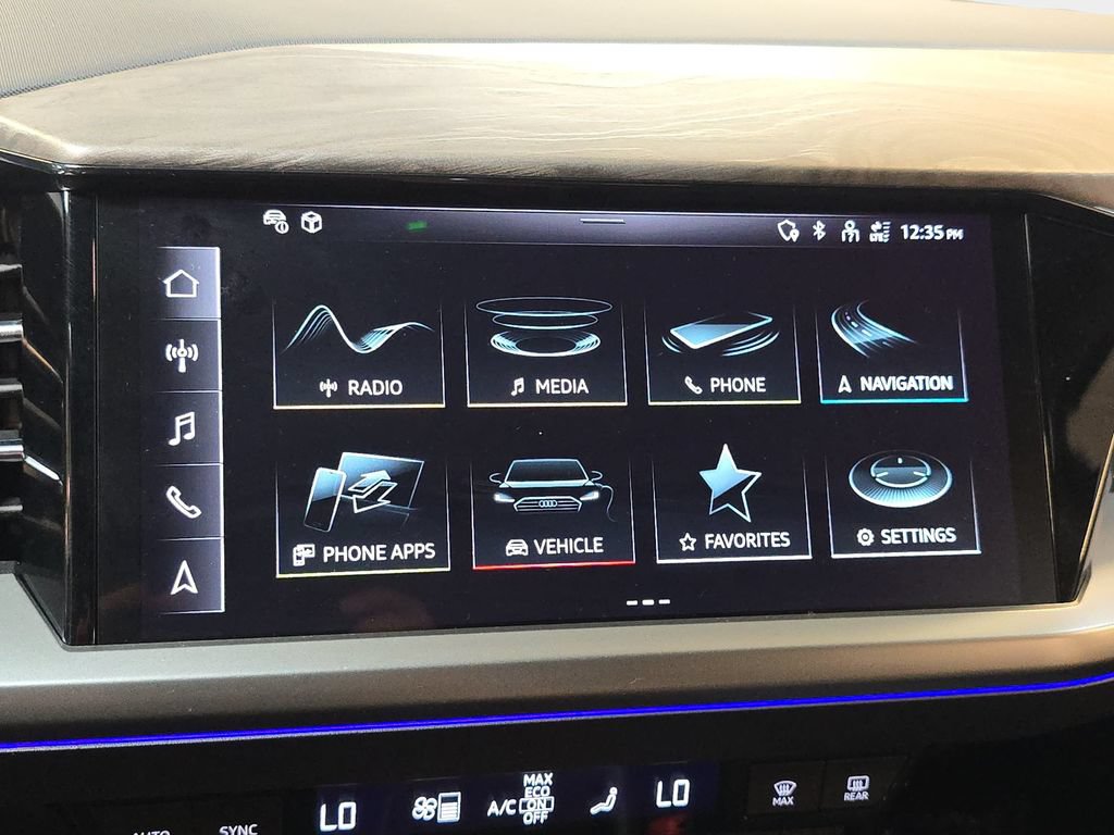 Certified 2023 Audi Q4 e-tron Premium Plus RWD image 27