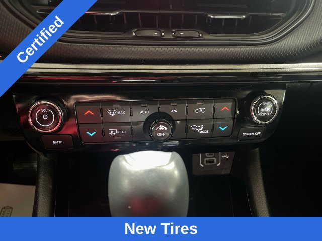 Certified 2023 Jeep Compass Latitude w/ Convenience Group AWD/4WD image 19