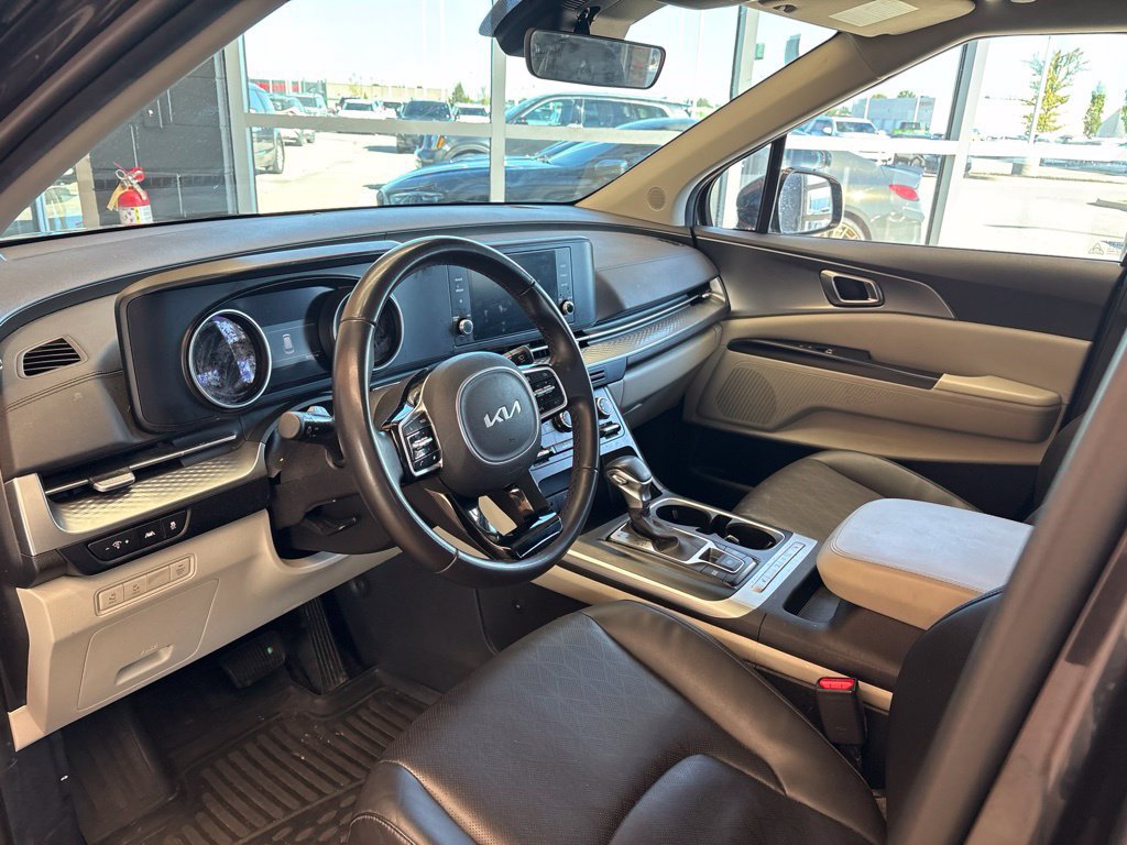 Certified 2024 Kia Carnival LX FWD image 20