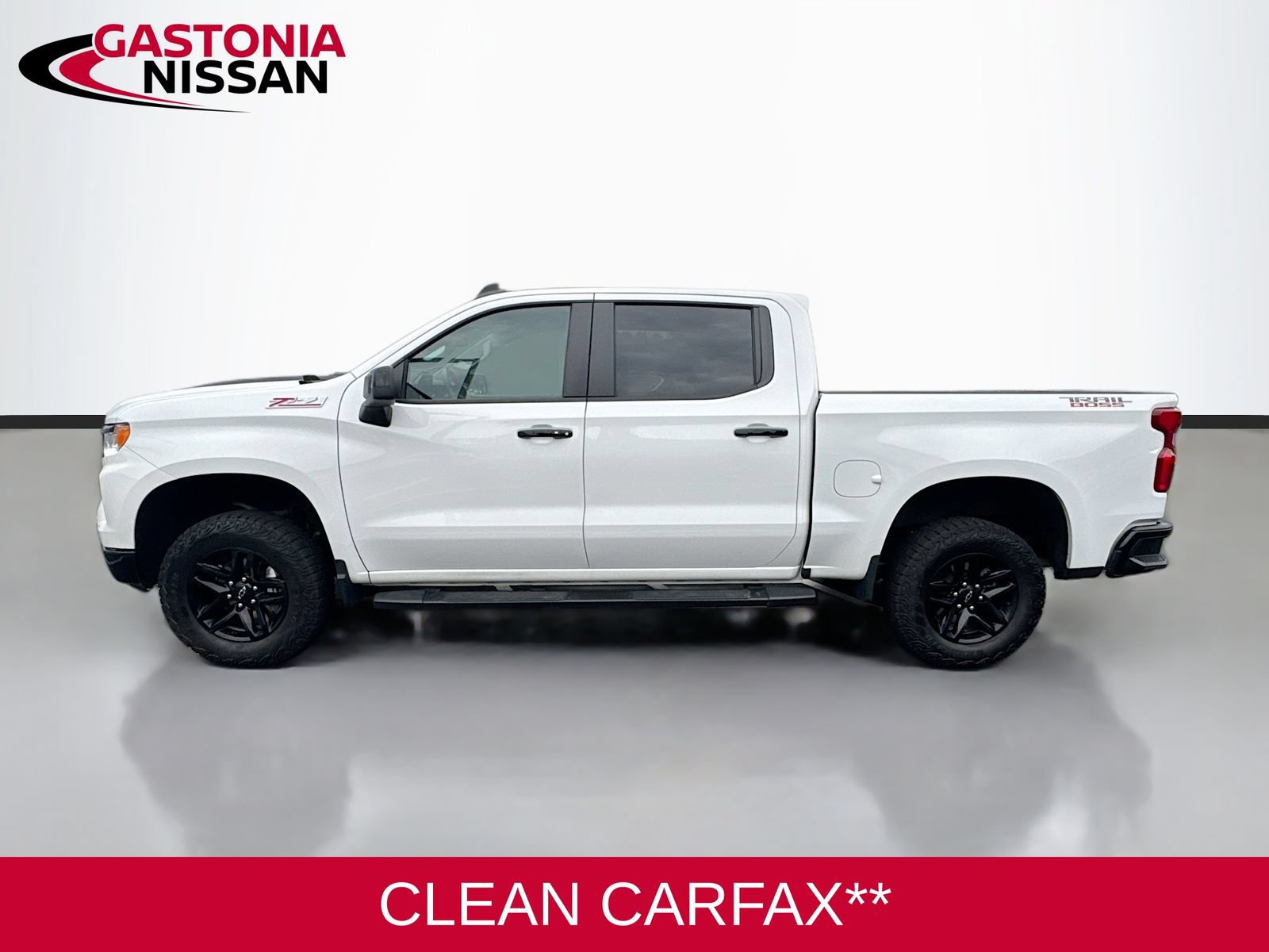 Used 2025 Chevrolet Silverado 1500 LT Trail Boss w/ Protection Package AWD/4WD image 5