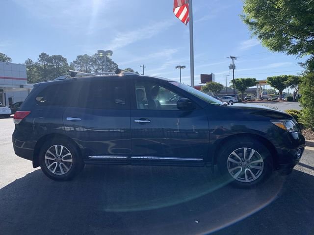 Used 2015 Nissan Pathfinder SL w/ SL Tech Package image 9