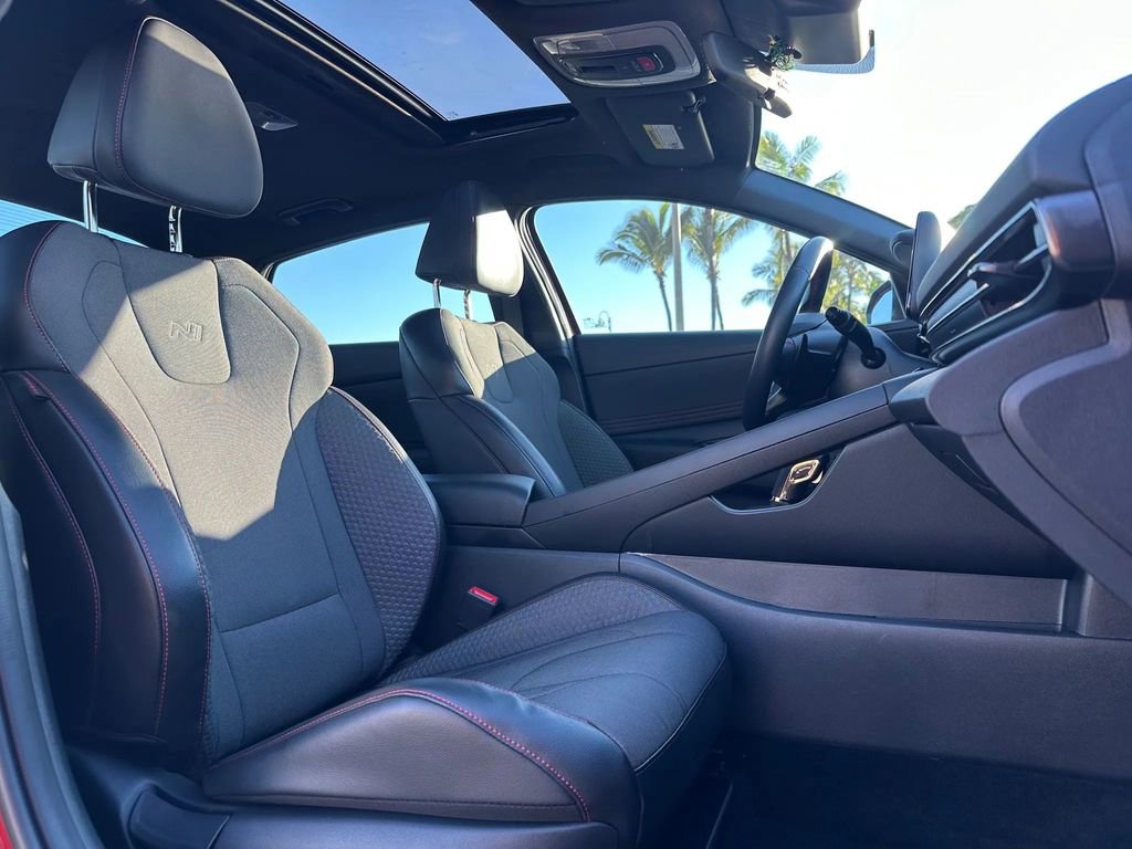 Used 2023 Hyundai Elantra N Line image 9