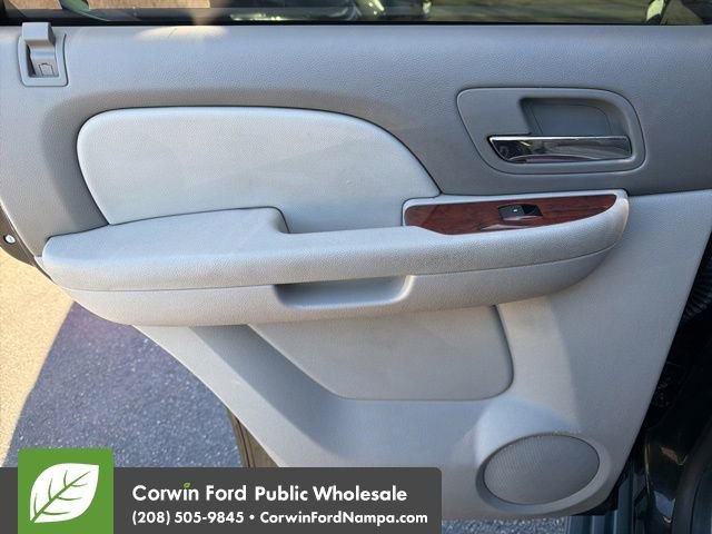 Used 2014 Chevrolet Tahoe LTZ image 27