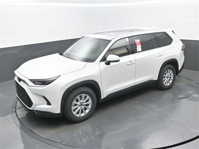 New 2026 Toyota Grand Highlander XLE image 32