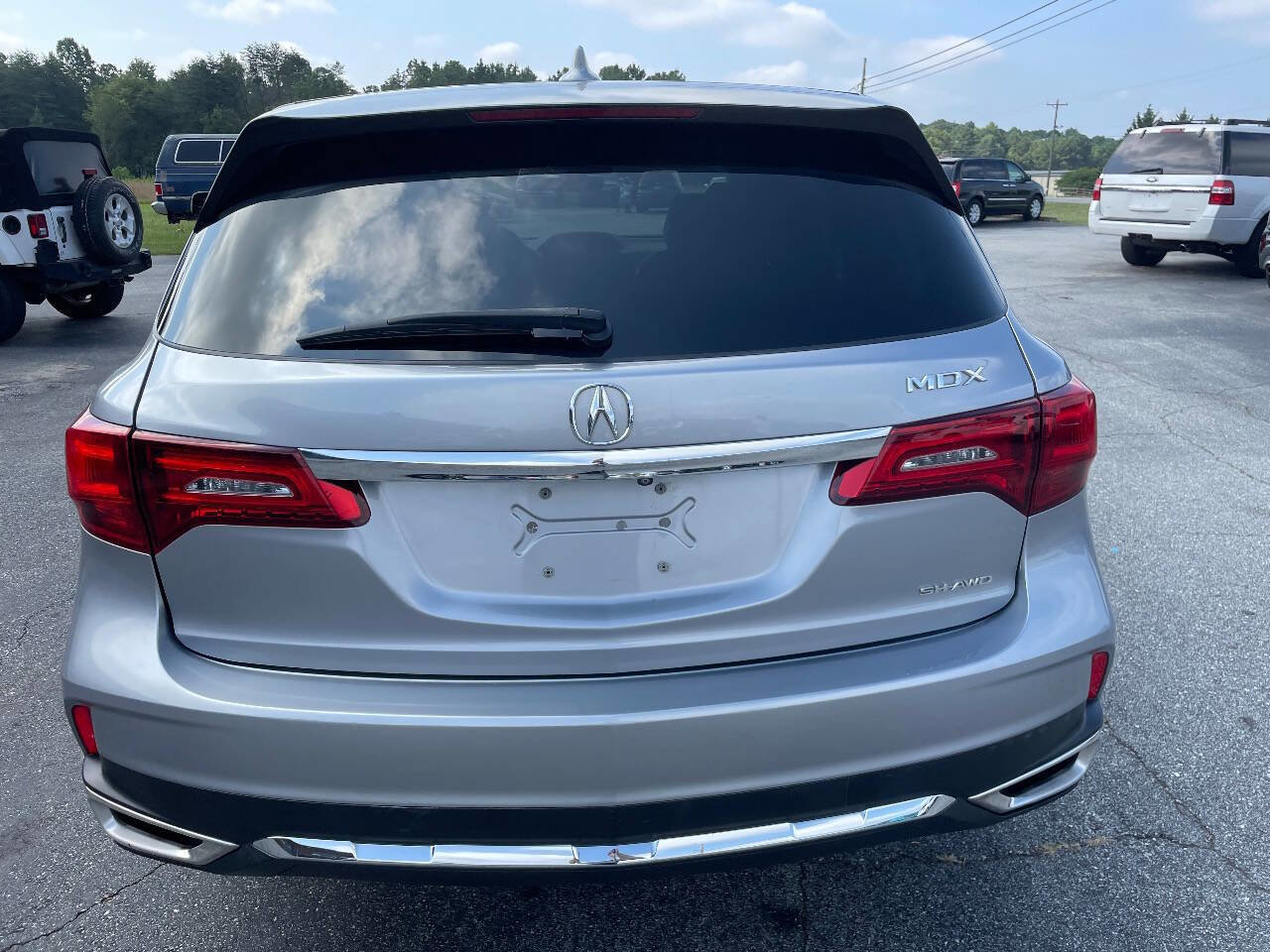 Used 2017 Acura MDX SH-AWD w/ Technology Package image 4