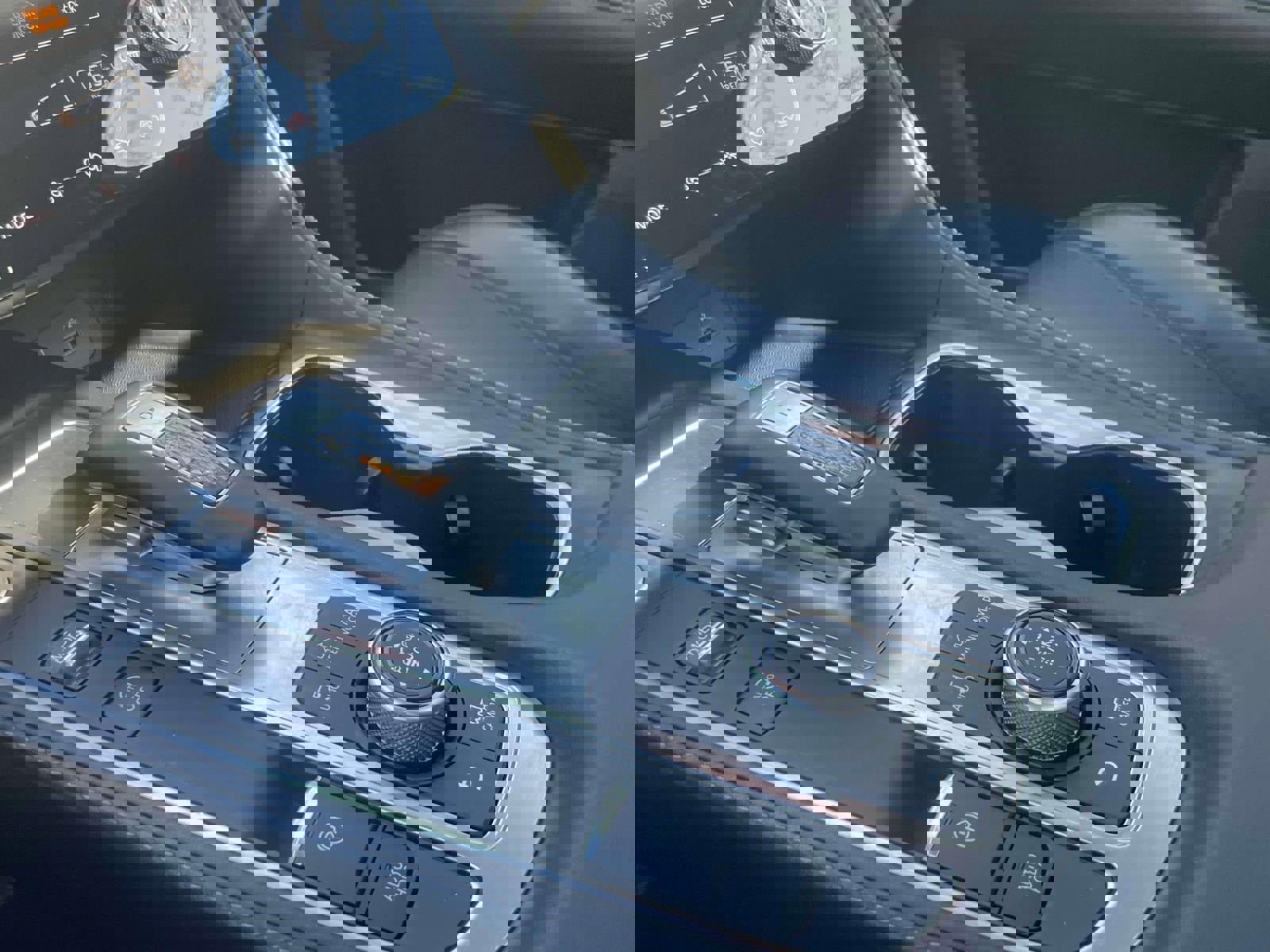 Used 2023 INFINITI QX60 Luxe w/ Cargo Package image 34