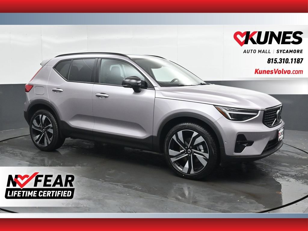 New 2026 Volvo XC40 B5 Ultra w/ Protection Package Premier