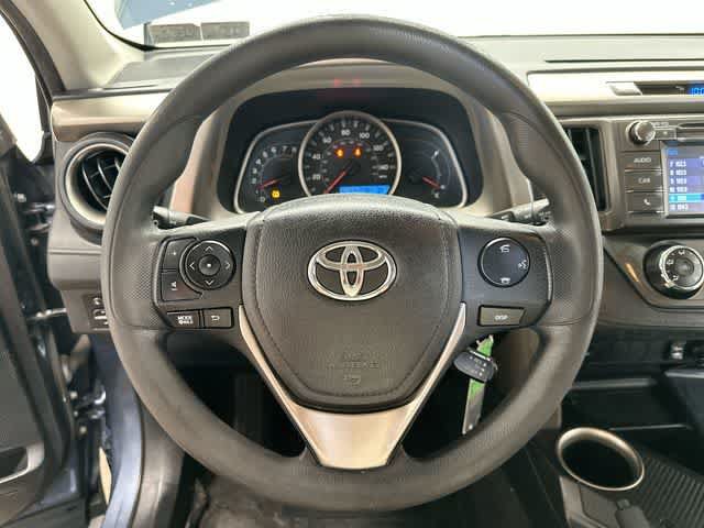 Used 2014 Toyota RAV4 LE AWD/4WD image 7
