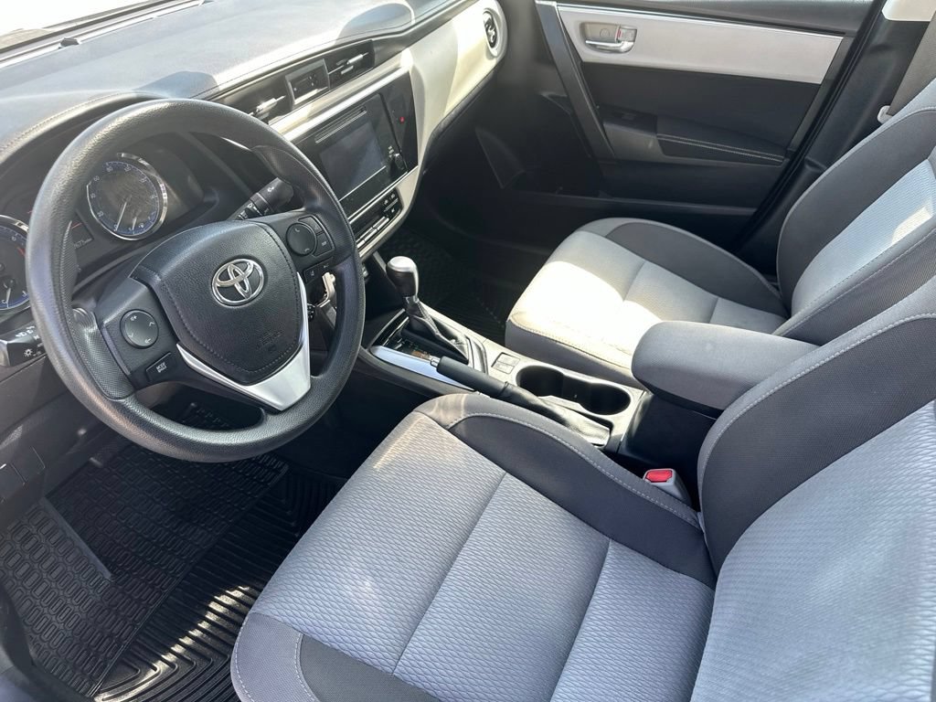 Used 2019 Toyota Corolla LE FWD image 15
