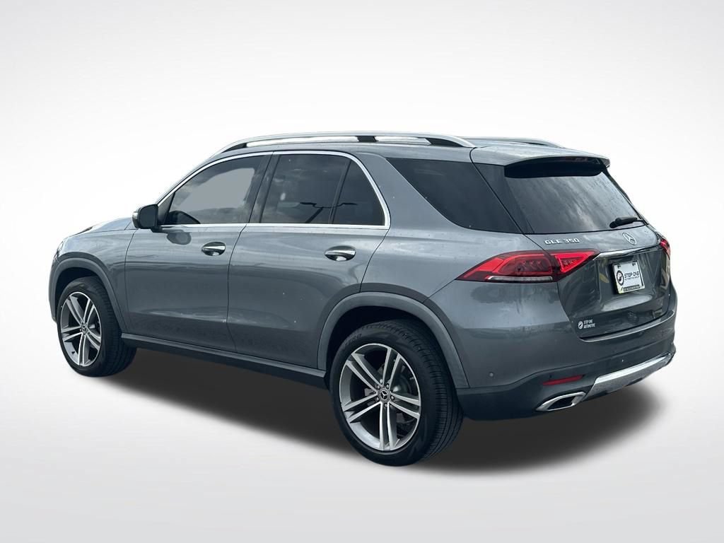 Used 2022 Mercedes-Benz GLE 350 4MATIC image 4