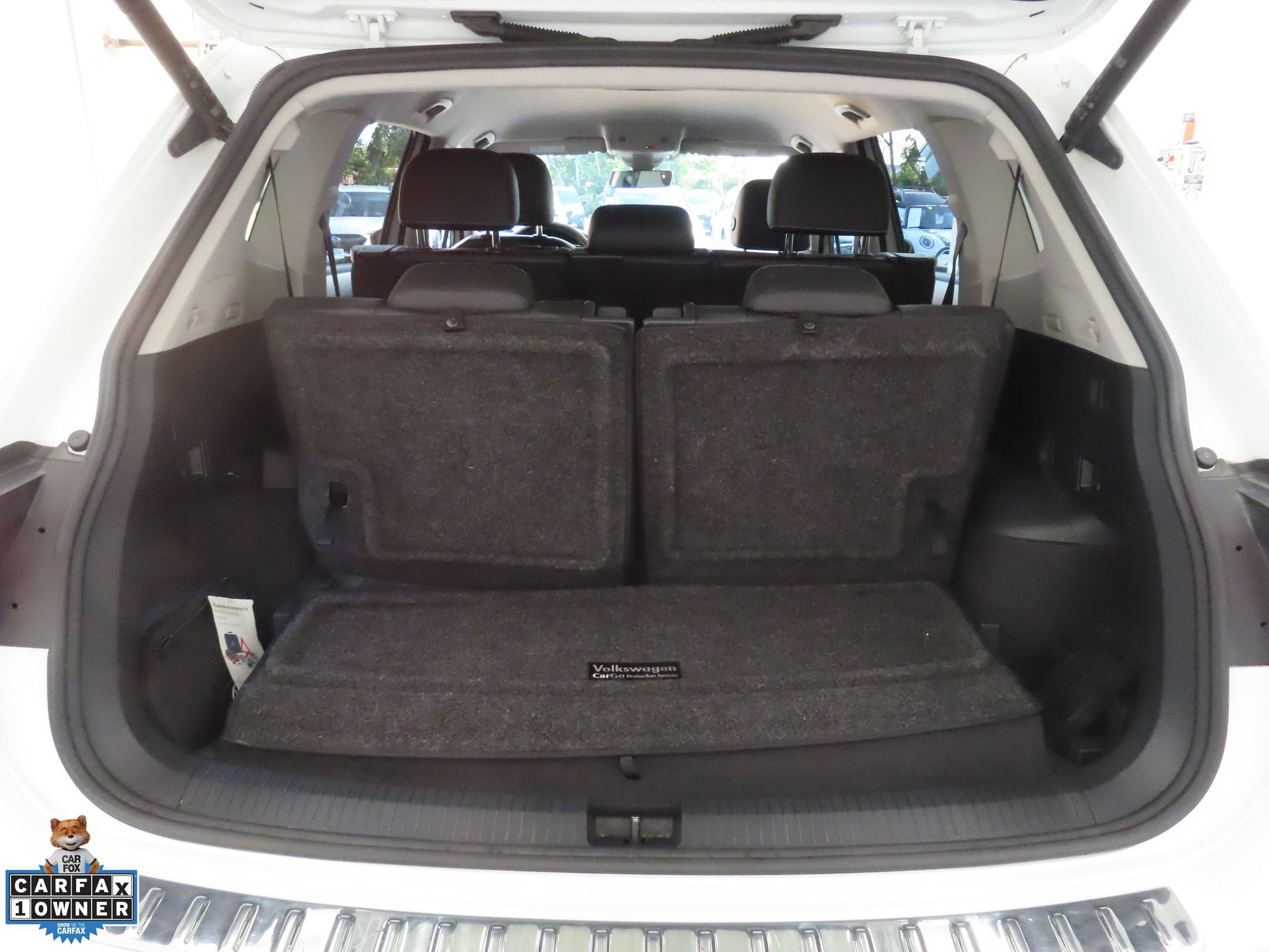 Certified 2022 Volkswagen Tiguan SE FWD image 23