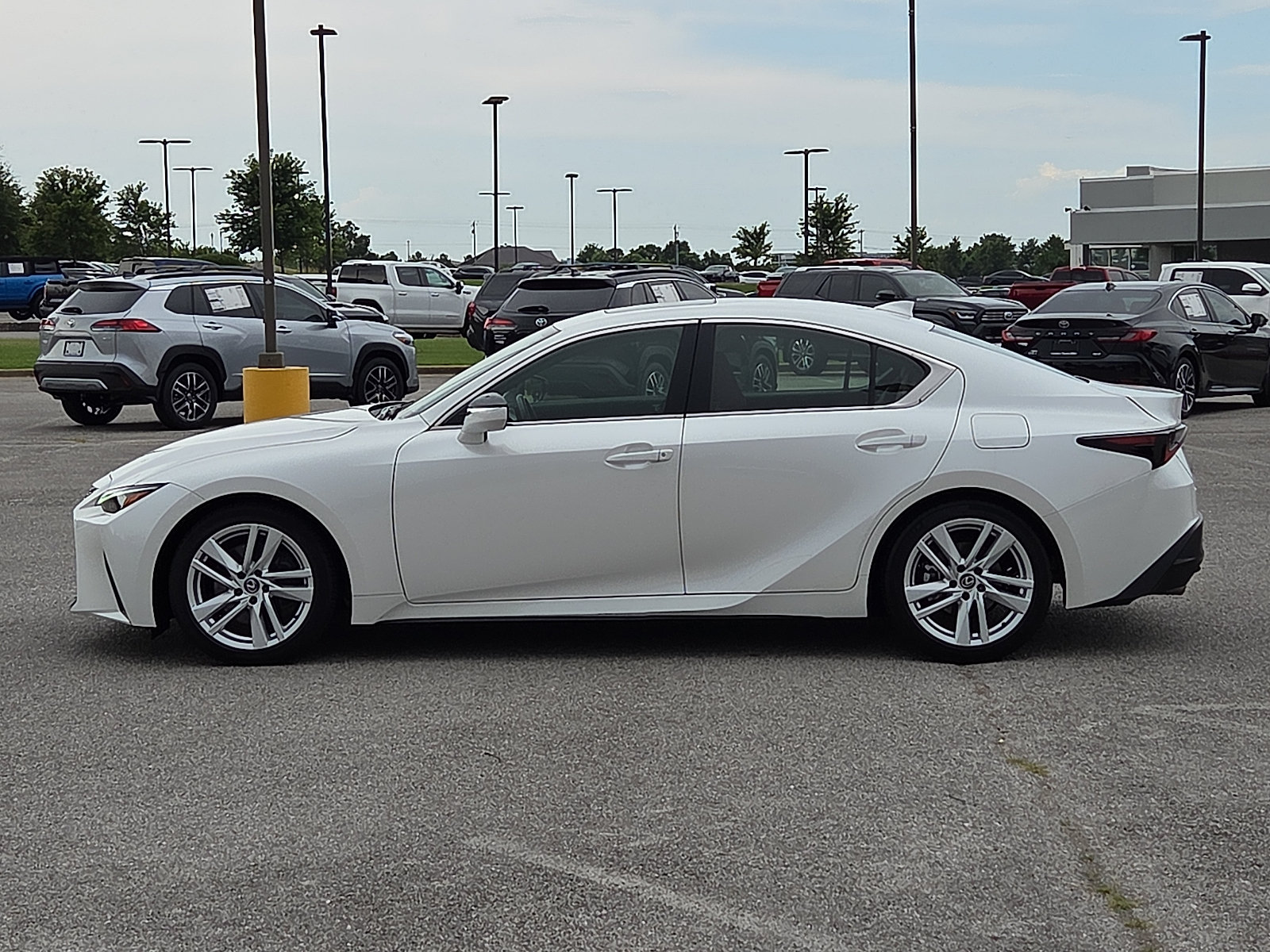 Used 2024 Lexus IS 300 w/ Comfort Package RWD image 3