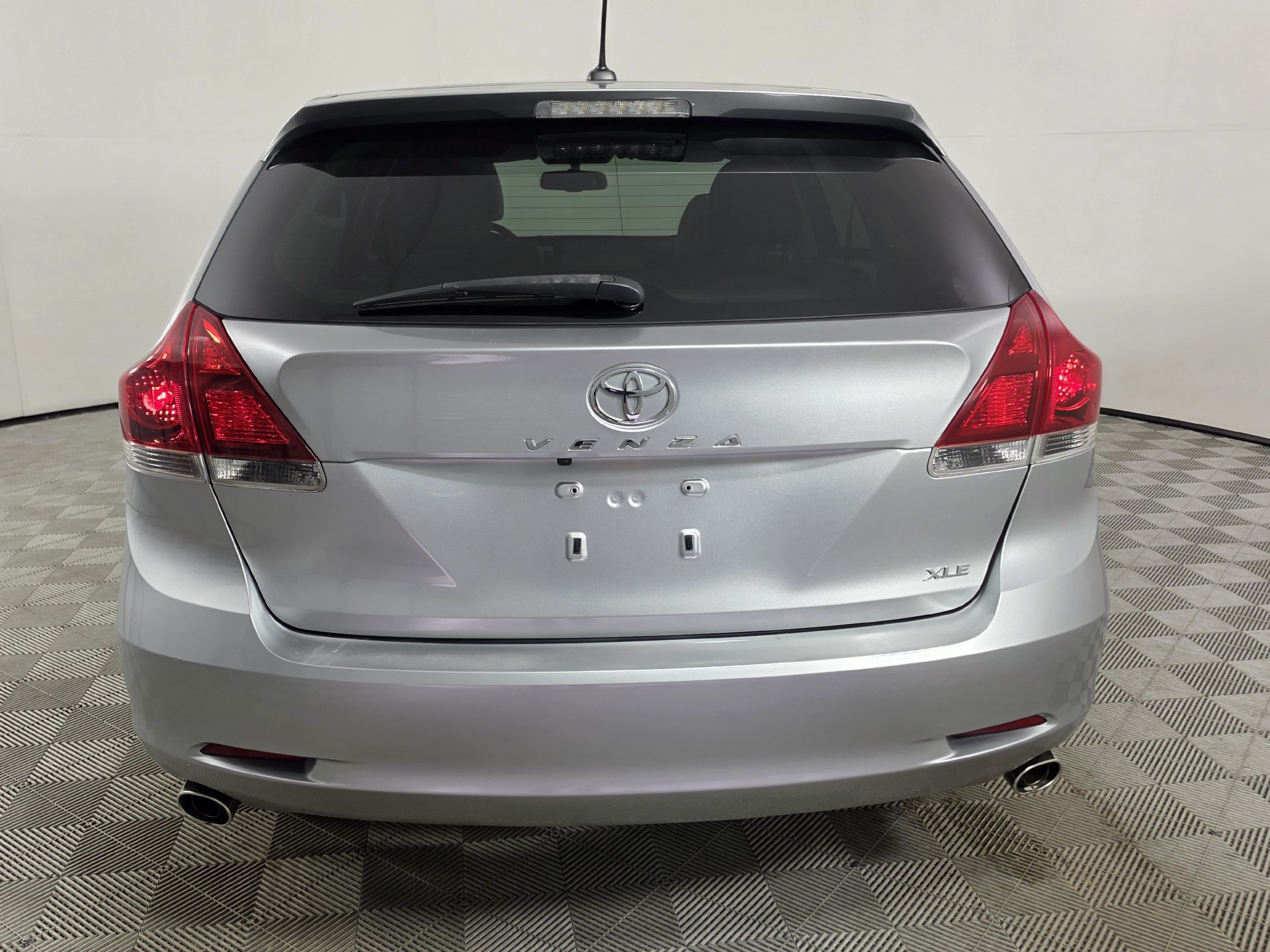 Used 2015 Toyota Venza XLE w/ XLE Premium Package FWD image 40