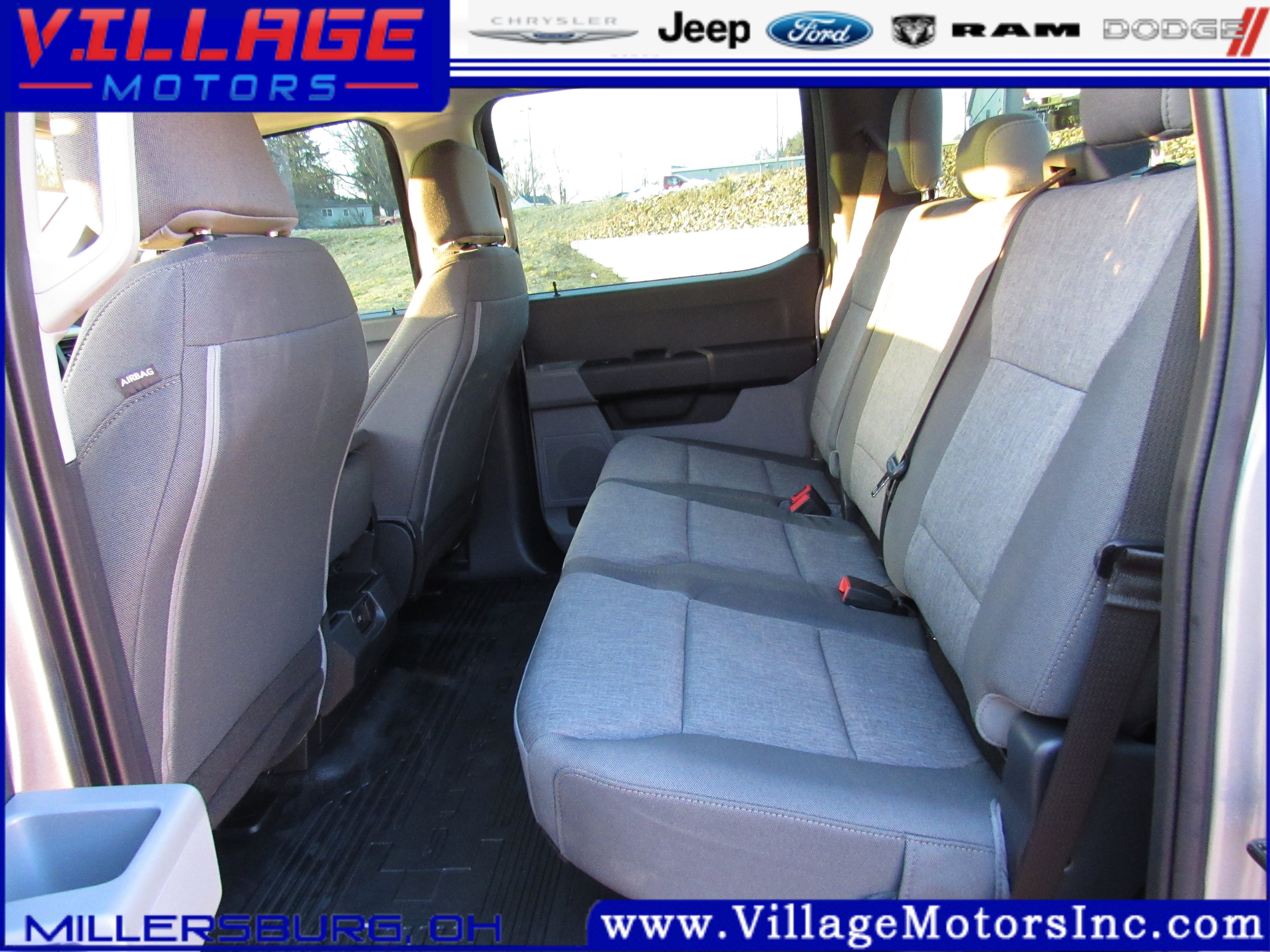 Used 2024 Ford F350 XL w/ Snow Plow Prep Package image 19