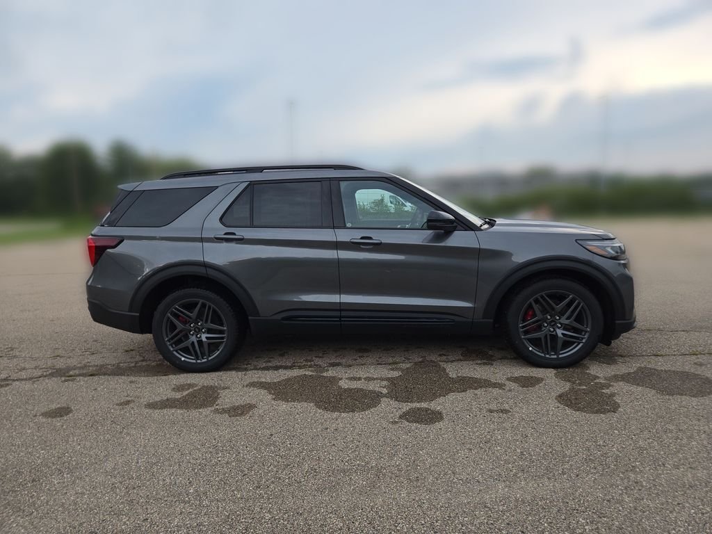 New 2026 Ford Explorer ST w/ Sun And Sound Package AWD/4WD image 7