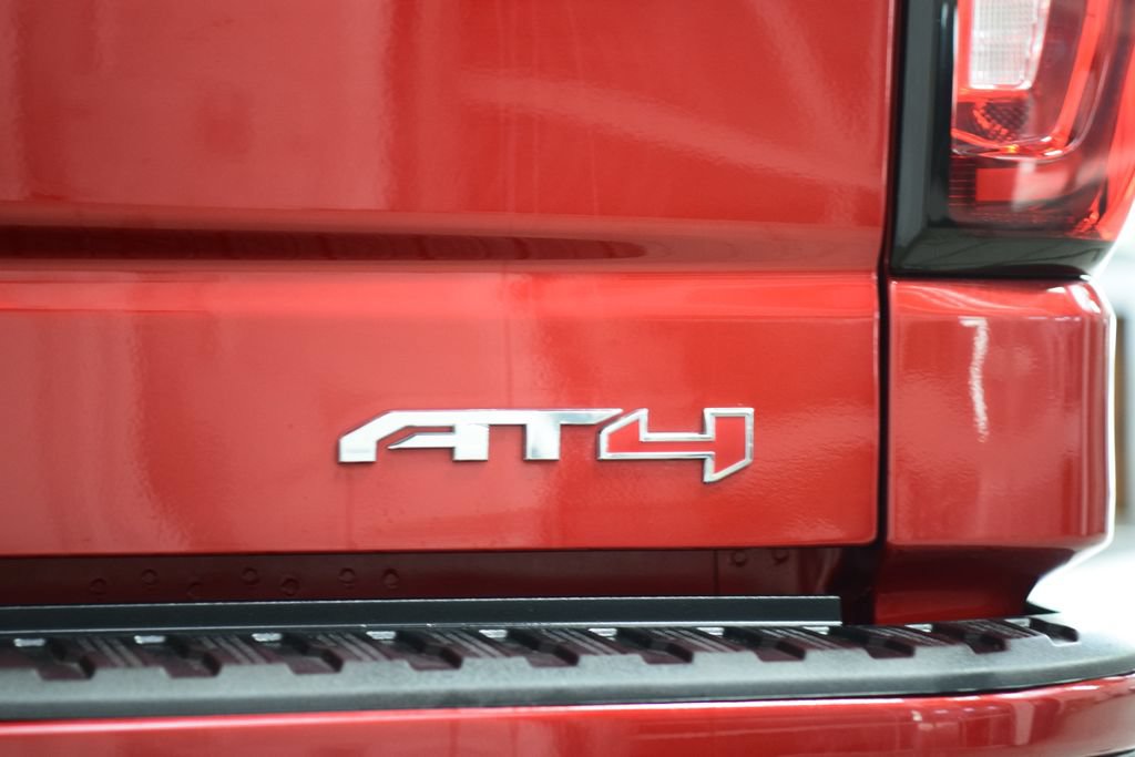 Used 2025 GMC Sierra 1500 AT4 w/ AT4 Premium Package AWD/4WD image 21