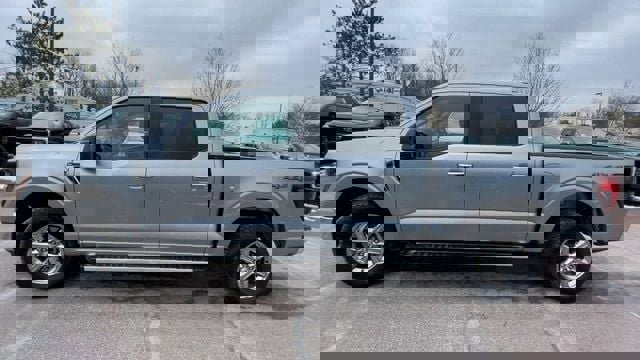 Used 2025 Ford F150 XLT w/ Equipment Group 301A Standard image 5