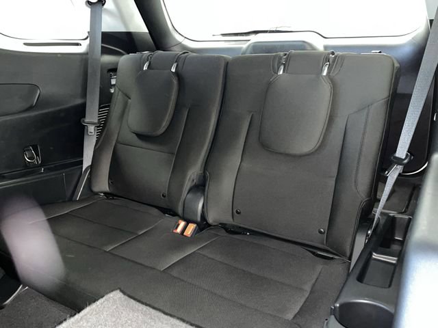 Used 2022 Ford Explorer XLT image 17