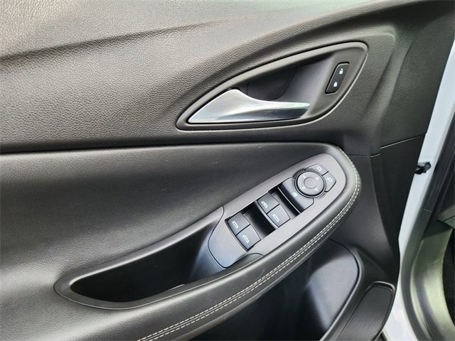 Used 2023 Buick Encore GX Preferred image 18