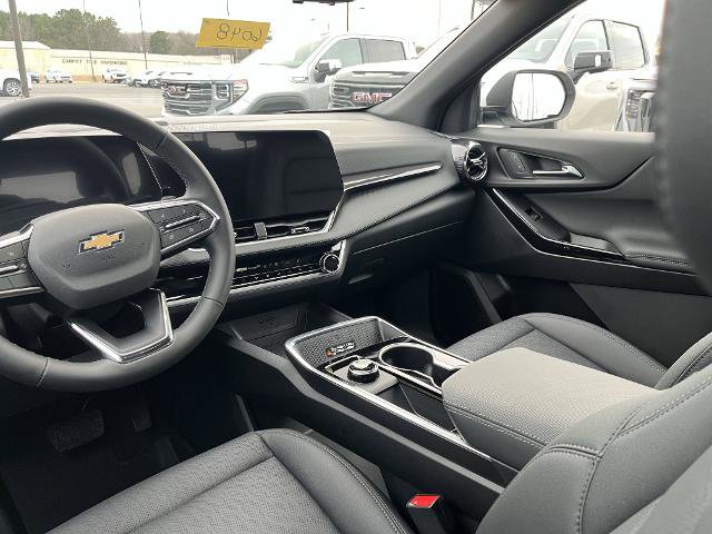 New 2026 Chevrolet Equinox LT w/ Convenience Package II image 3