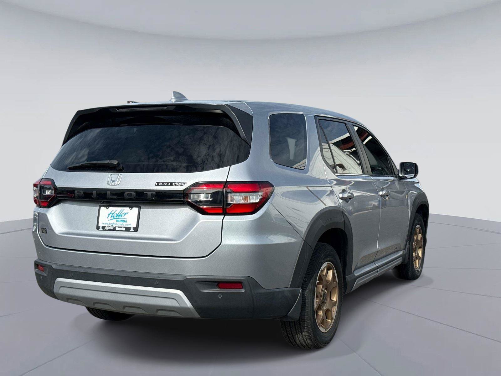 Certified 2024 Honda Pilot EX-L image 4