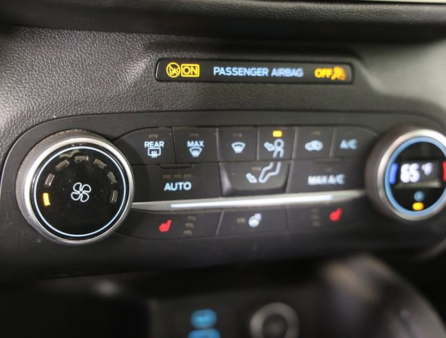 Used 2020 Ford Escape SEL image 4